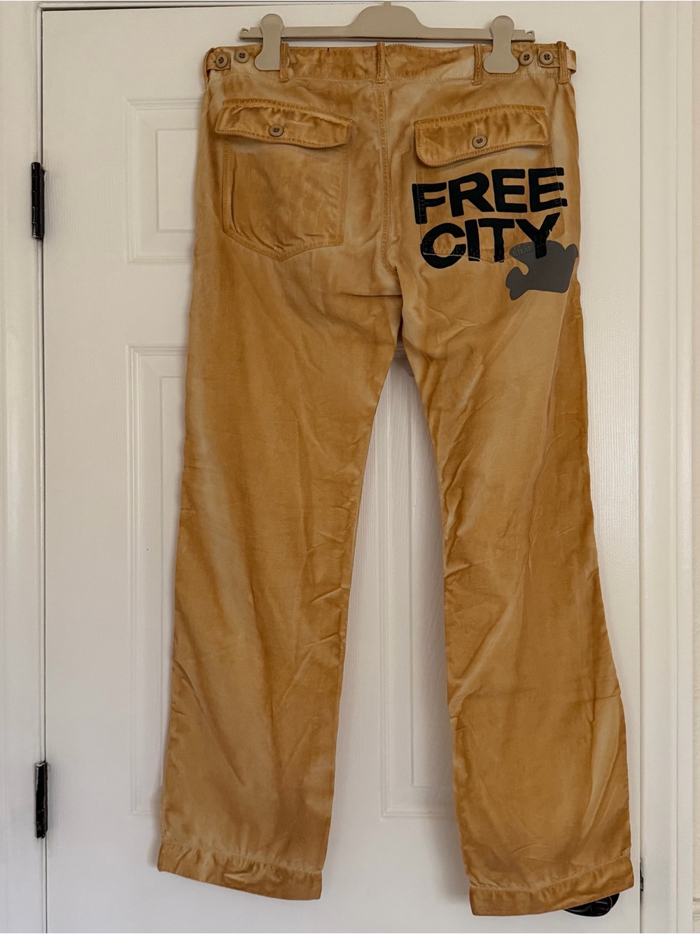FreeCity Fatigue Pants size 34 Made in Italy 100% Cotton in the color Golden-Pan